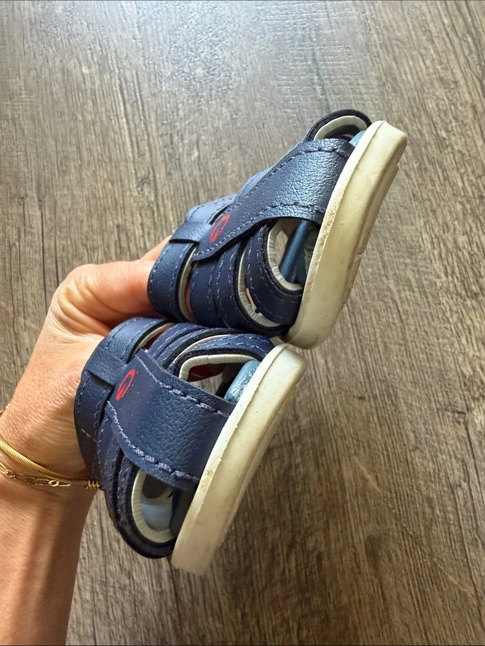Cartago kids Navy Blue Sandals with Red Accent, Velcro straps. Size 7